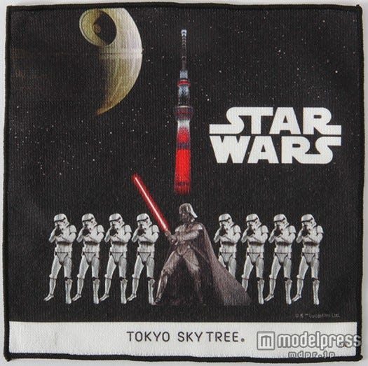 SW/TS ミニハンカチDark side/Light side各¥540/(C)2015 Lucasfilm Ltd. & TM. All Rights Reserved.(C)TOKYO-SKYTREE