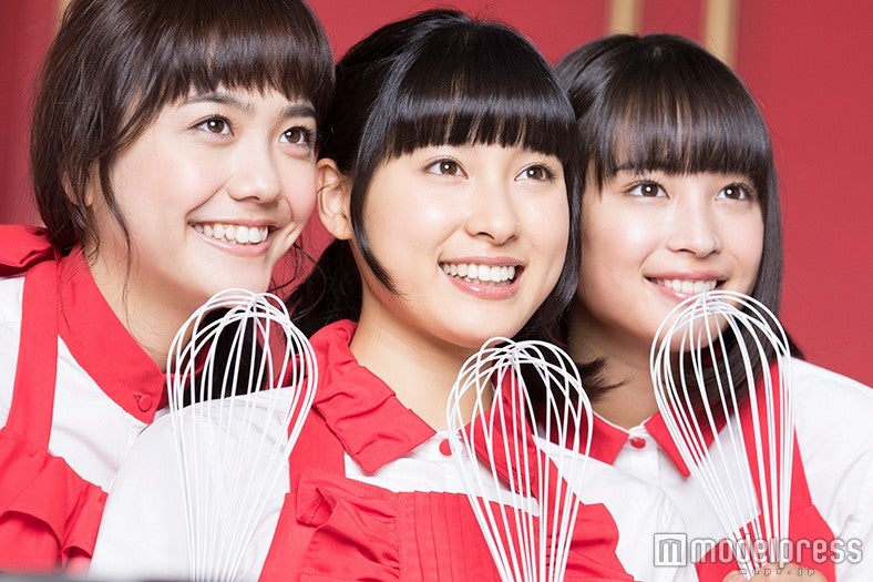 （左から）松井愛莉、土屋太鳳、広瀬すず