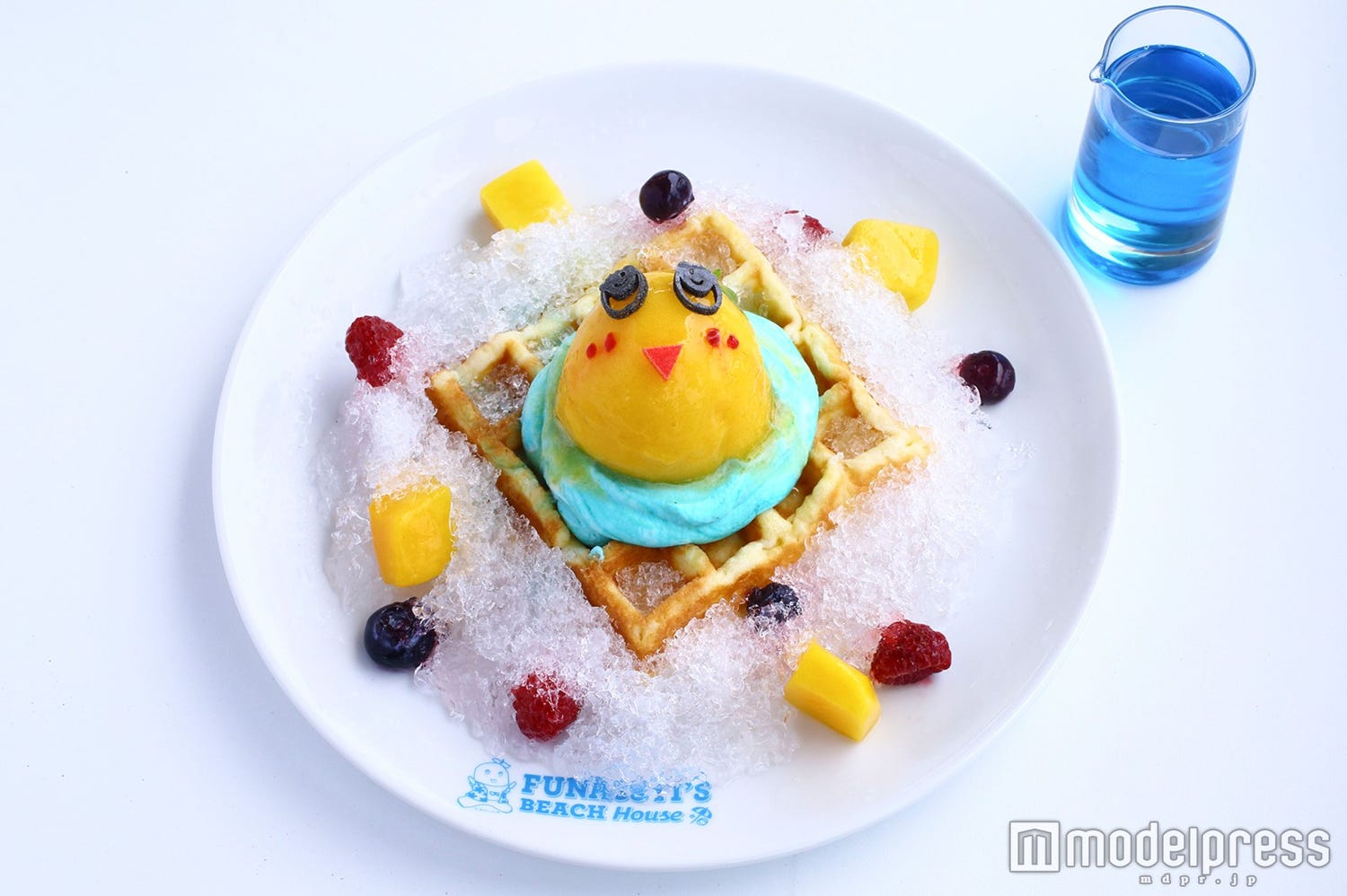 ふなっしー初の海の家オープン かき氷にパンケーキ…可愛いフードに目移り