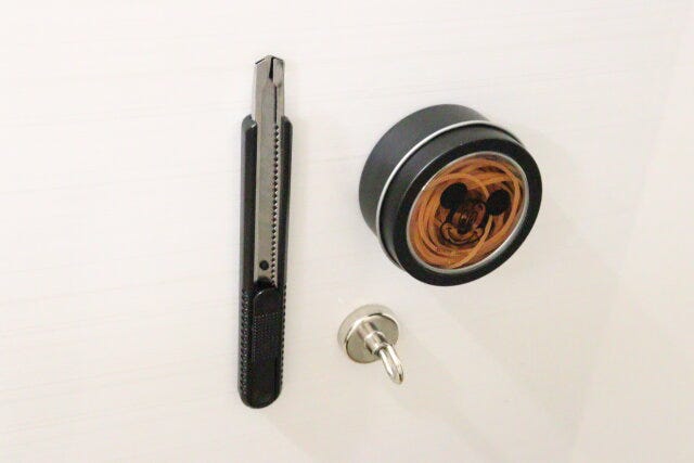 マグネット付カッター（ブラック、9mm）　使用例