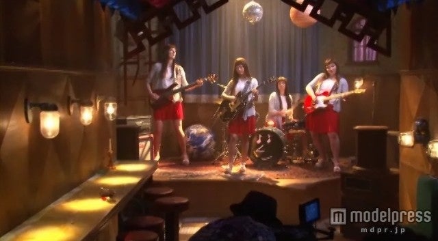 宮崎あおい／「earth music＆ecology」新CM「バンド」篇メイキングより