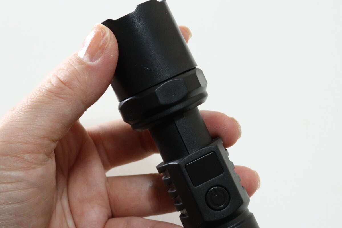 ダイソーのRECHARGEABLE