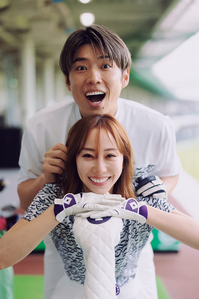 黄皓、秋倉諒子(提供写真)