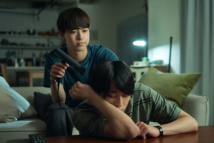 櫻井佑樹、高松アロハ「4月の東京は…」第6話より(C)「4月の東京は…」製作委員会・MBS