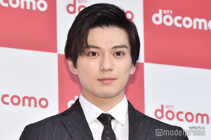 新田真剣佑(黒髪) (C)モデルプレス