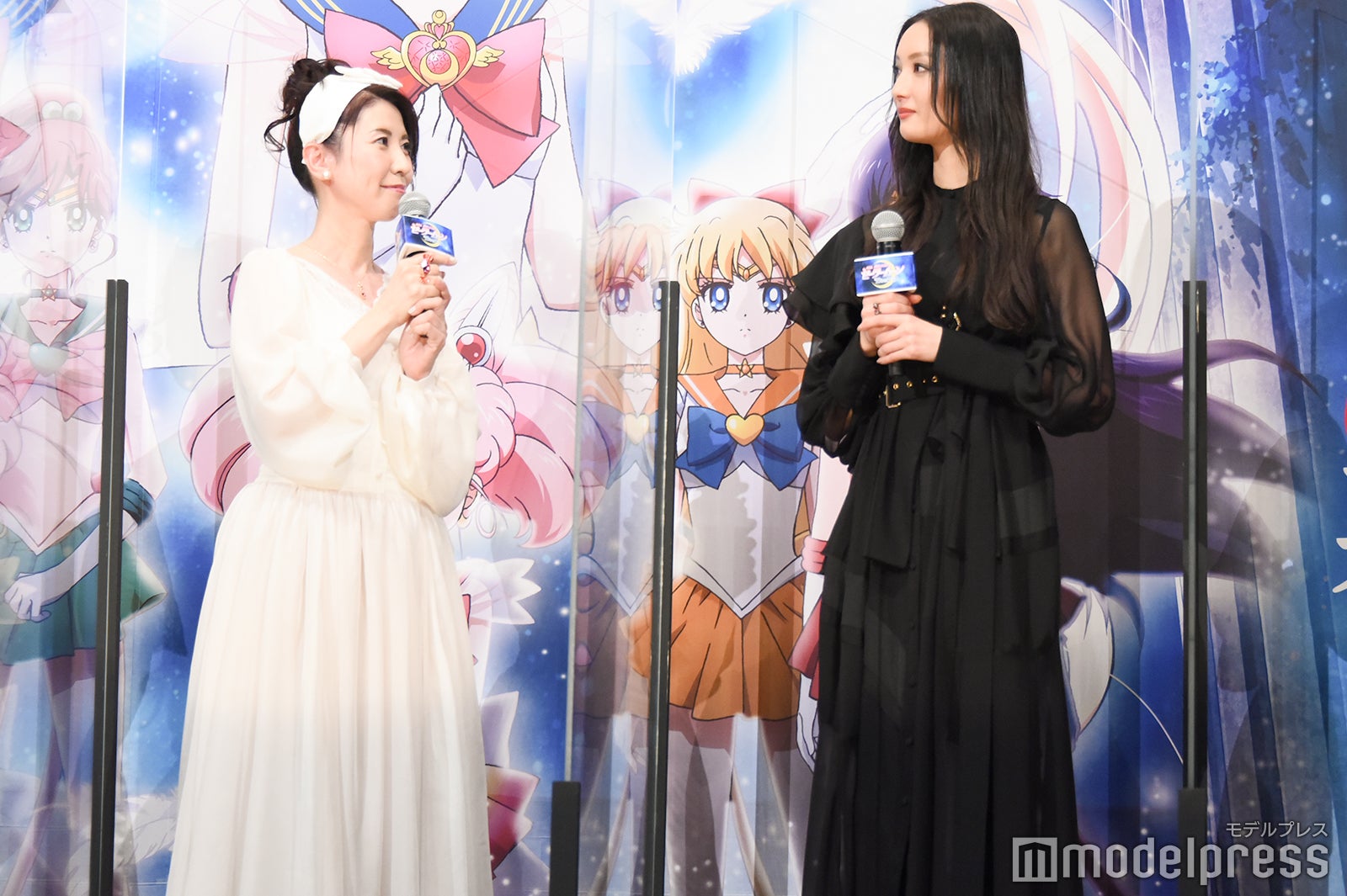 三石琴乃、菜々緒（C）モデルプレス