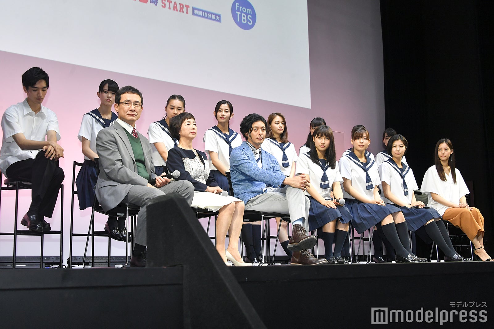 （上段左より）清水尋也、志田彩良、箭内夢菜、朝比奈彩、山本舞香、大友花恋、伊原六花、足立佳奈（下段左より）木下ほうか、阿川佐和子、オダギリジョー、土屋太鳳、石井杏奈、佐久間由衣、新木優子（C）モデルプレス