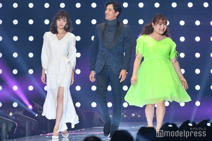 上条百里奈、要潤、りんごちゃん (C)モデルプレス