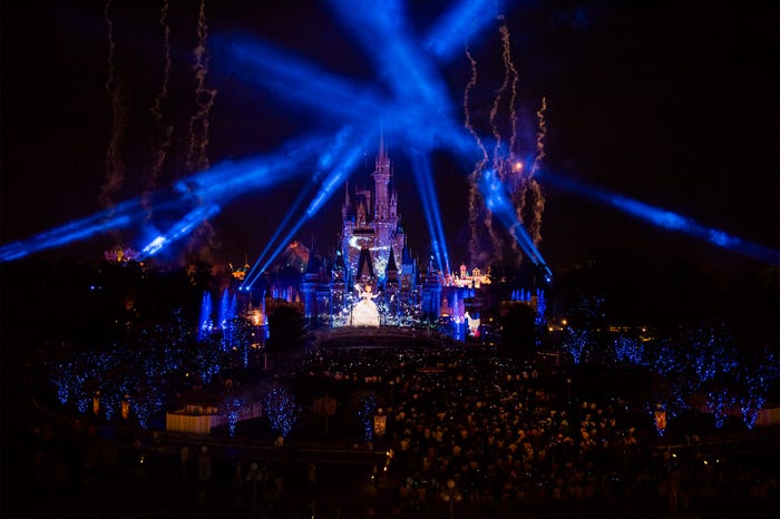 「Celebrate!Tokyo Disneyland」(C)Disney