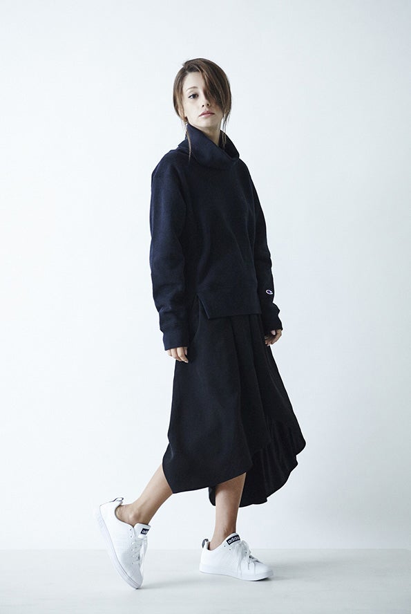 ダレノガレ明美／「SHe」創刊号誌面より（画像提供：ファッションマガジン社）