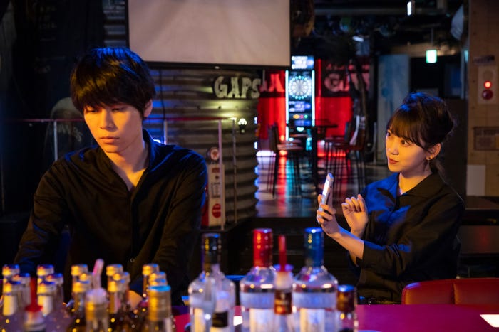 萩原利久、堀未央奈「探偵が早すぎる~春のトリック返し祭り~」より(C)読売テレビ・日本テレビ