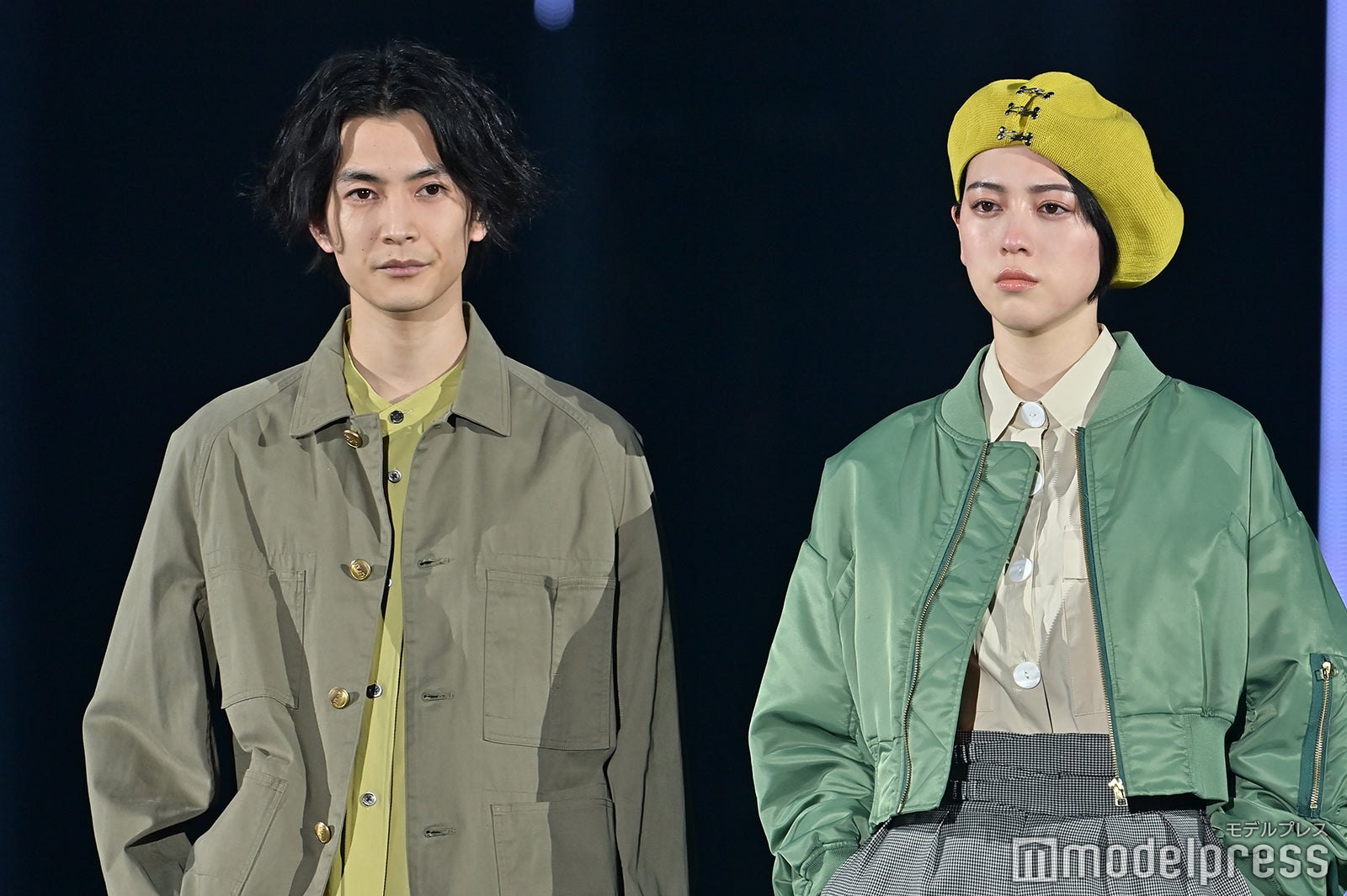 渡邊圭祐＆三吉彩花（C）モデルプレス