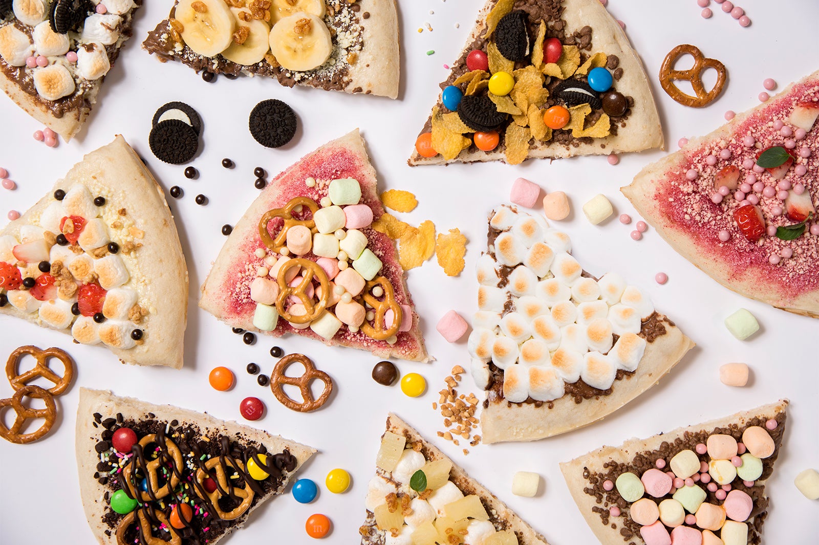 マックスブレナー、世界初“チョコレートピザバー”をラフォーレ原宿に出店　視覚も楽しいカラフルさ