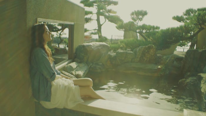 「淡色のリゾート篇」 (提供写真)