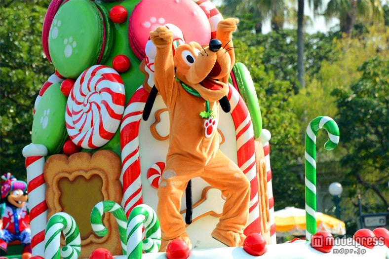 東京ディズニーランド「ディズニー・サンタヴィレッジ・パレード」