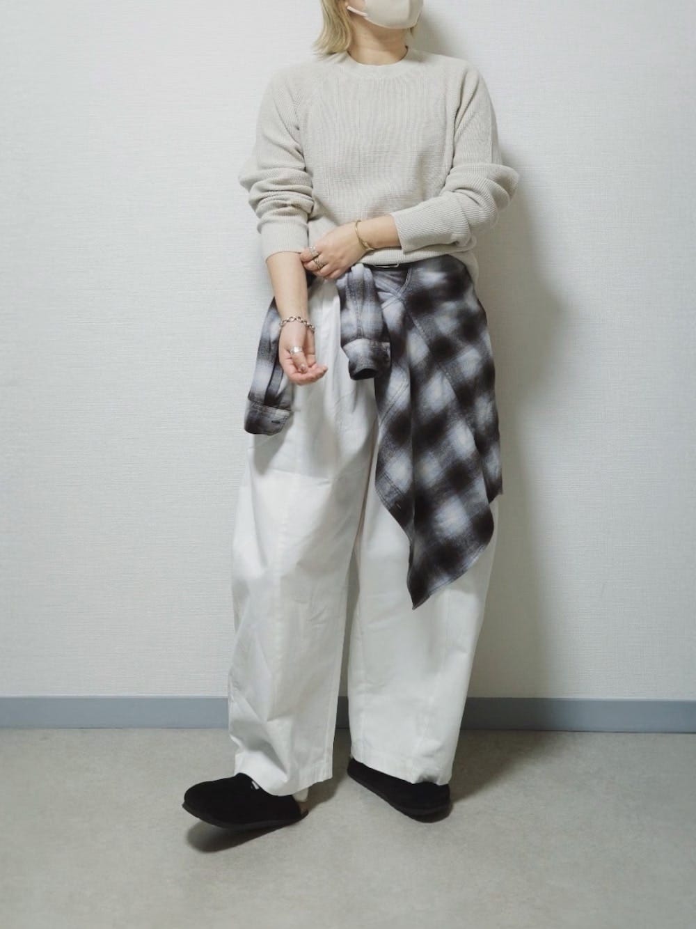 クリーンな生地感で、きれい見えがかないます　出典：WEAR