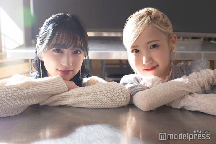 矢吹奈子、本田仁美 (C)モデルプレス