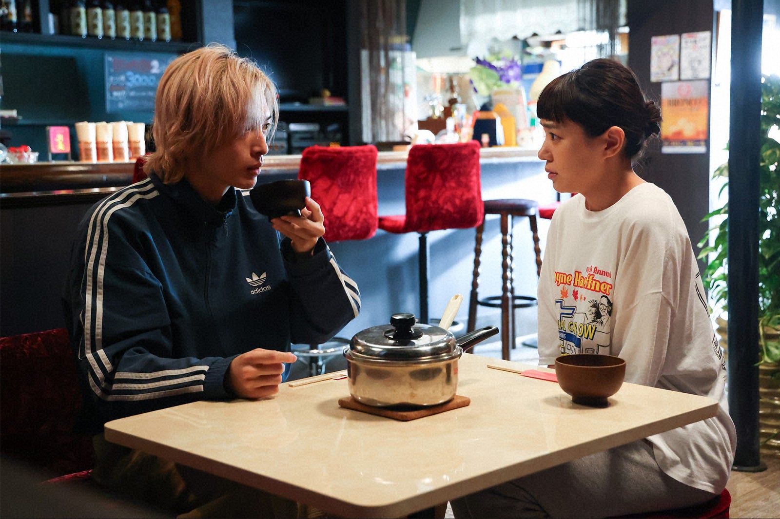 玉森裕太、奈緒「あのクズを殴ってやりたいんだ」第6話（C）TBS