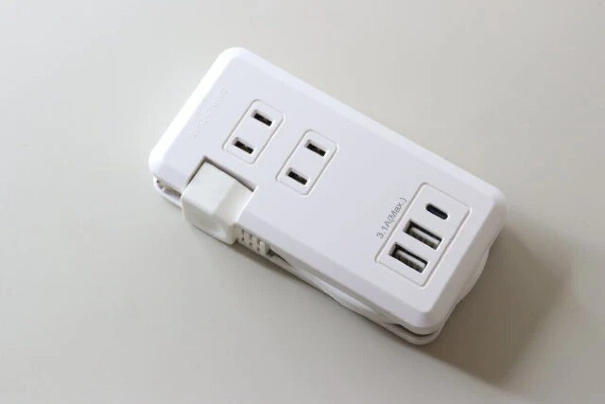 ダイソー　2コンセントタップ（Type-A