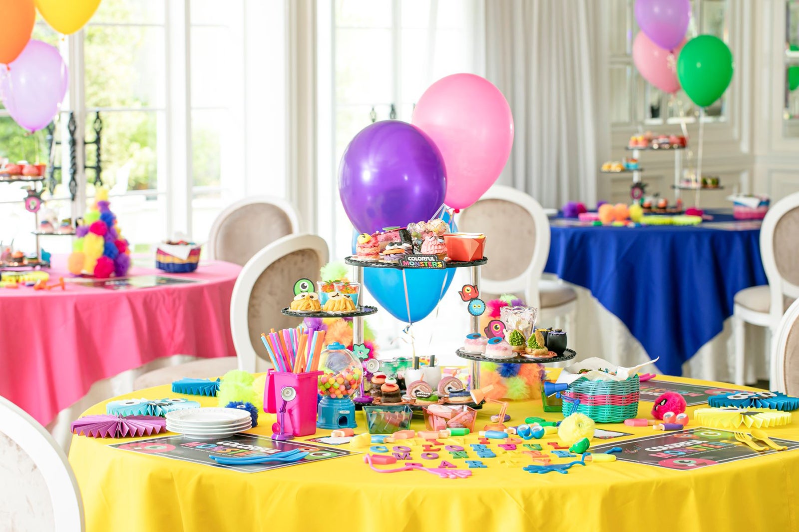 VIVID COLORFUL MONSTER PARTY／画像提供：ベストブライダル