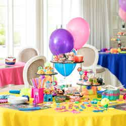 VIVID COLORFUL MONSTER PARTY/画像提供:ベストブライダル