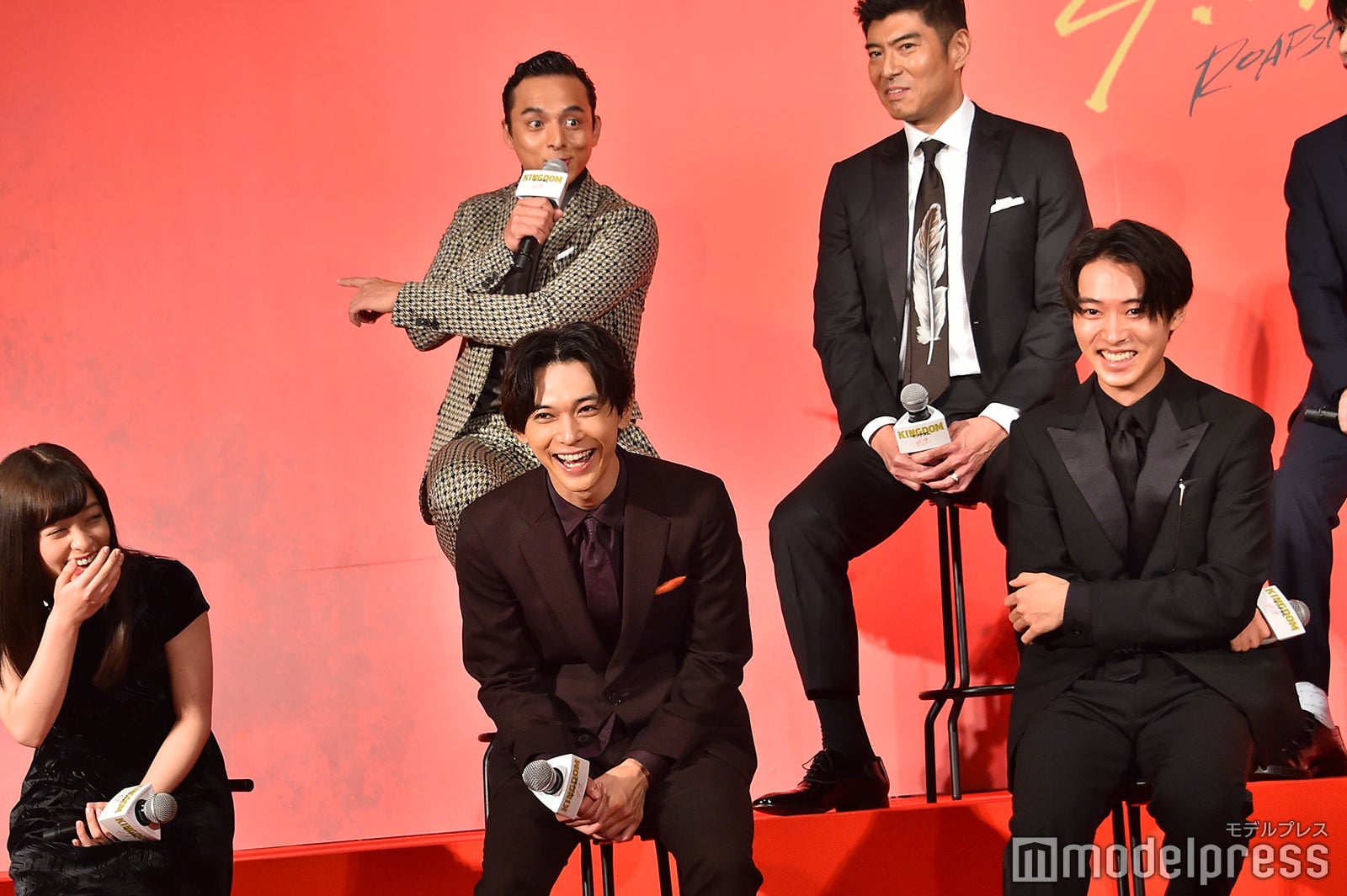 中国ロケでのエピソードで笑いをとる満島真之介 （C）モデルプレス