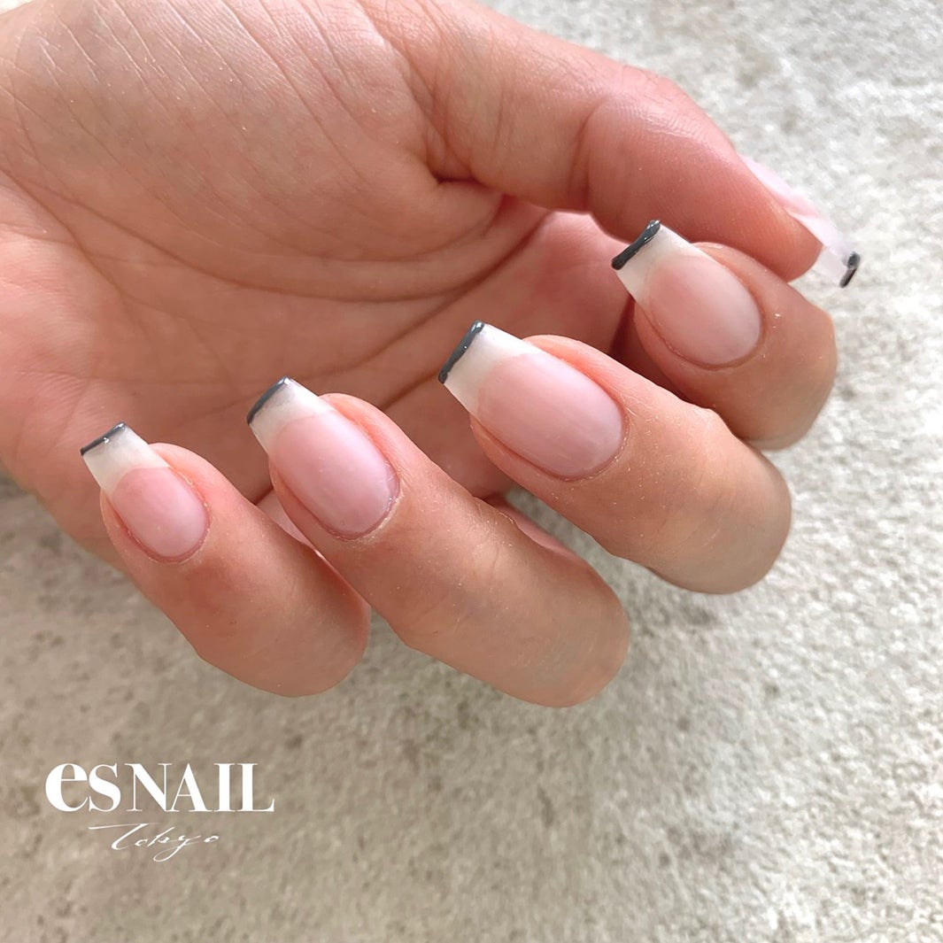セルフで簡単！細フレンチネイル講座（画像提供：esNAIL）