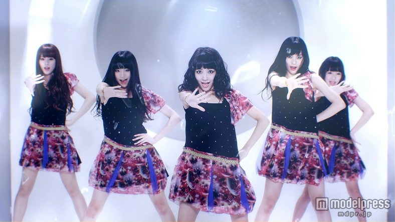 「証明ティンエイジャー」ミュージックビデオより