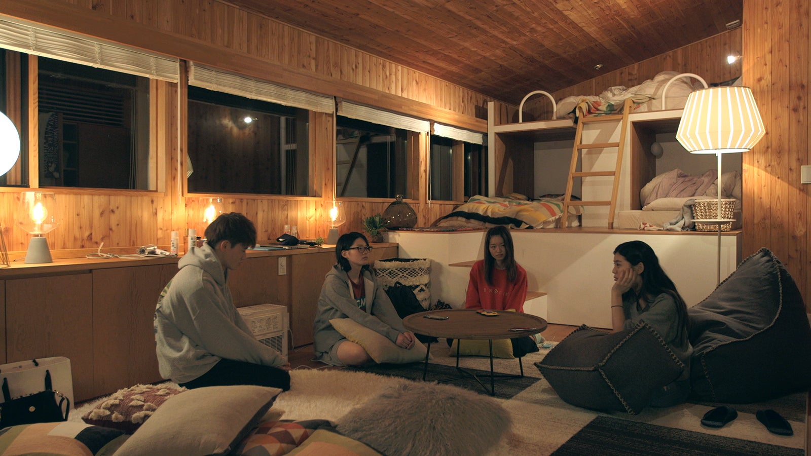 雄大、つば冴、安未、みずき「TERRACE HOUSE OPENING NEW DOORS」4th WEEK（C）フジテレビ／イースト・エンタテインメント