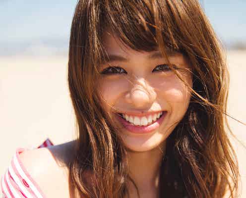 E-girls佐藤晴美、ランジェリー姿も披露 恋愛観に100問100答…“等身大”を凝縮