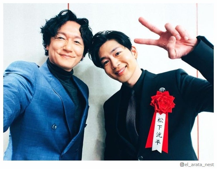井浦新、松下洸平と久々再会で「捕まりにいってみました」“最愛コンビ”ショットでエランドール賞祝福