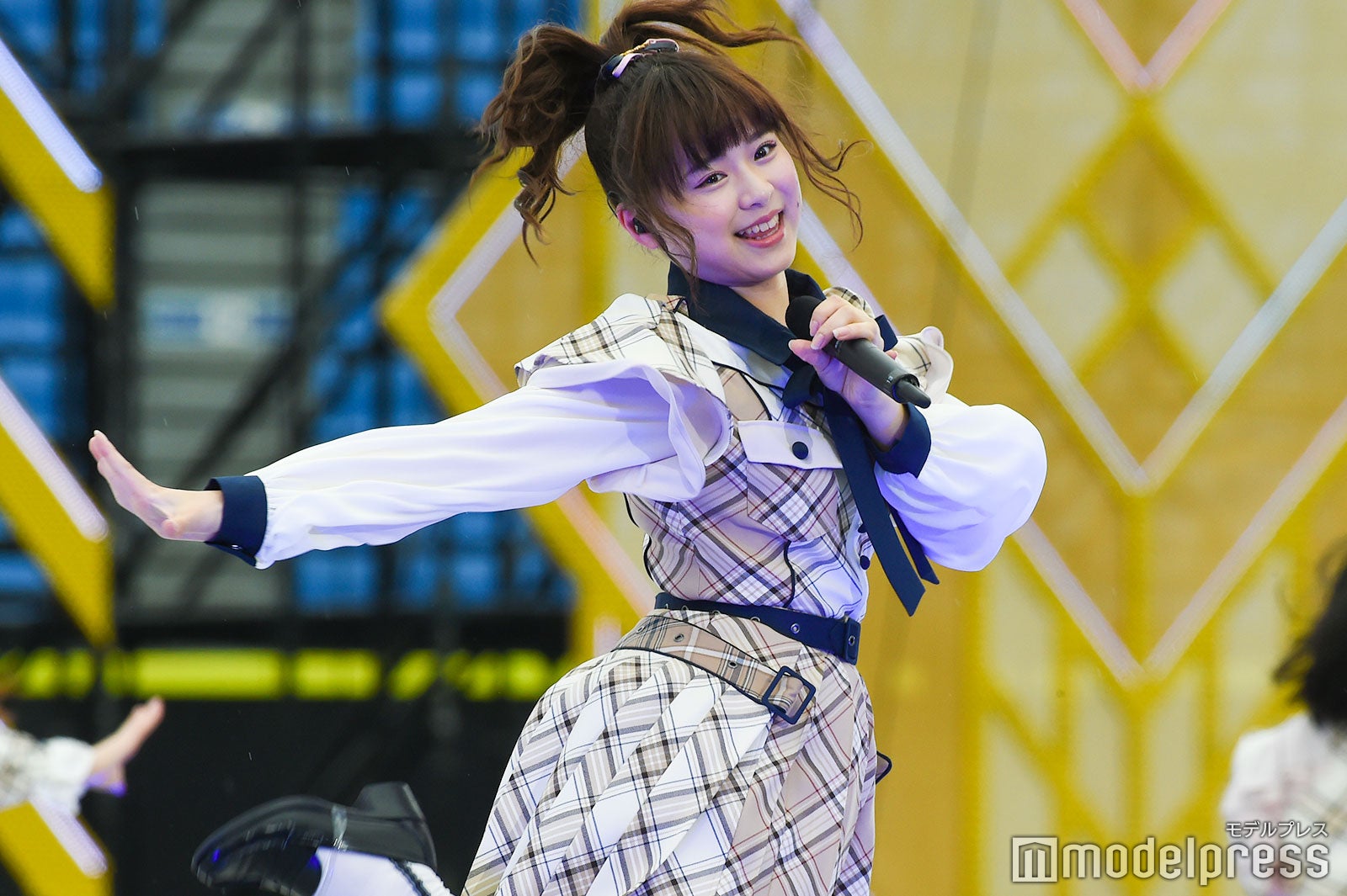 チーム8「AKB48グループ春のLIVEフェスin横浜スタジアム」（C）モデルプレス