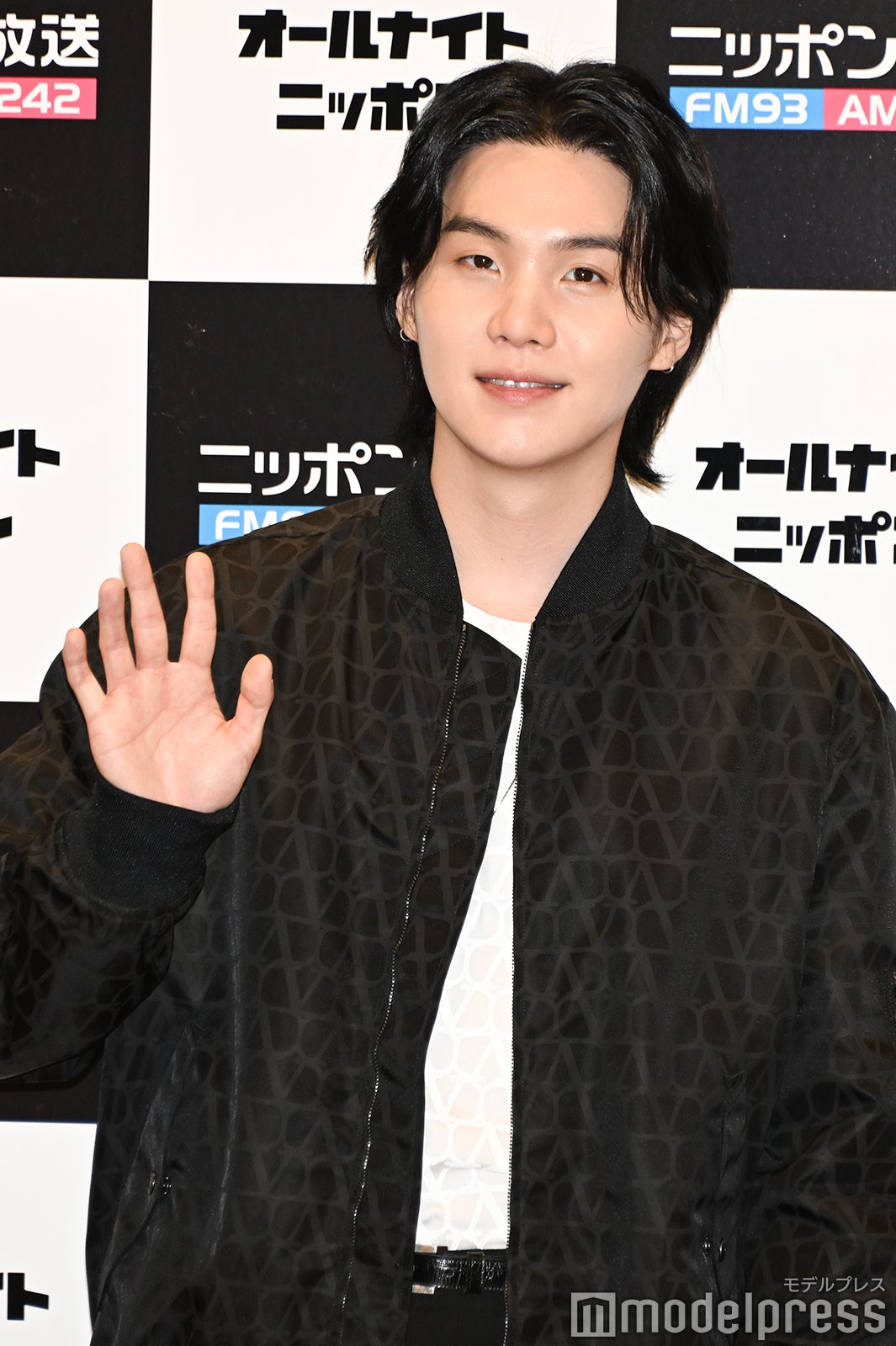 SUGA（C）モデルプレス