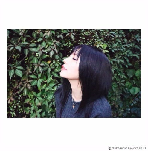 益若つばさ 黒髪ロングで雰囲気ガラリ 艶がある 色っぽい の声 モデルプレス 益若つばさ 黒髪ロングで雰囲気ガラリ 艶がある 色っぽい の声 モデルプレス