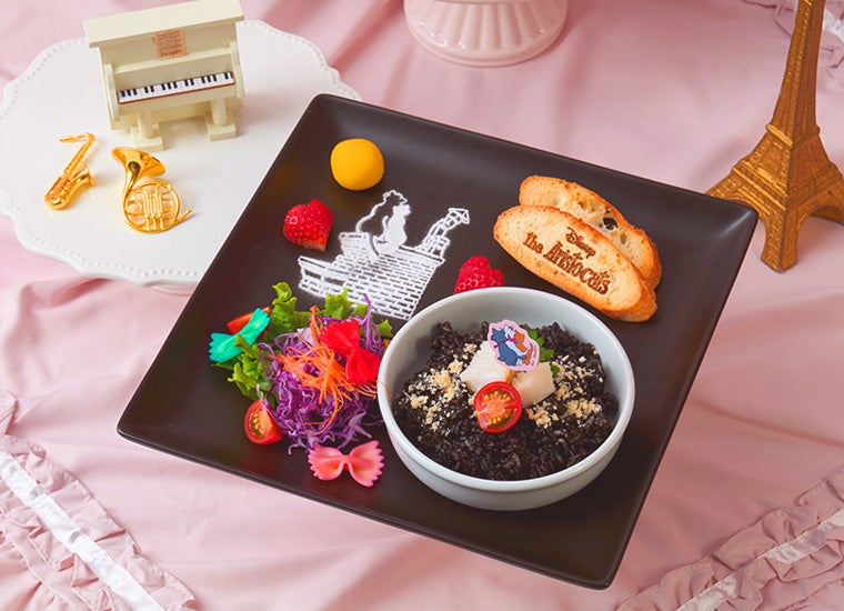 ロマンティックなリゾットプレート税込1,690円(C)Disney