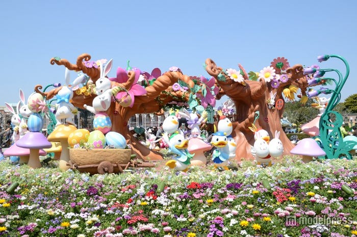 中央のデコレーション(裏側)