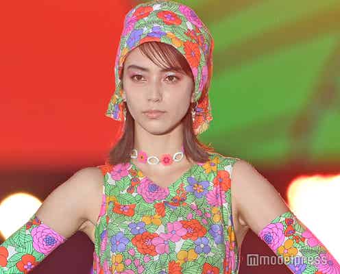 滝沢カレン、トップバッターで2年ぶり「ガルアワ」開幕<GirlsAward 2022 S/S>