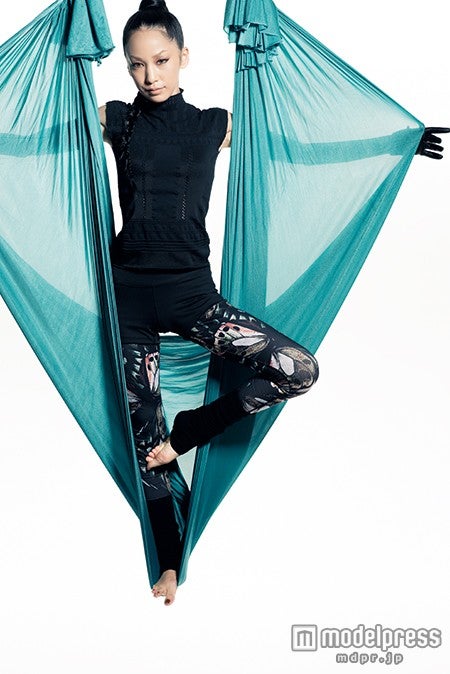 中島美嘉、命綱なしの空中パフォーマンス「恐怖心は…」