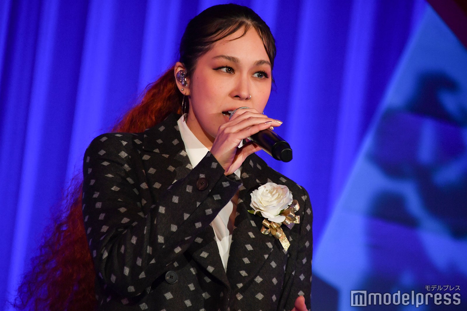 AI （C）モデルプレス