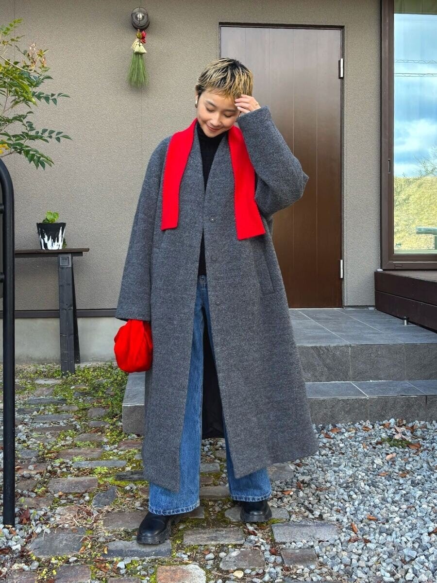 2026大人女性おすすめ赤小物デニムコーデ