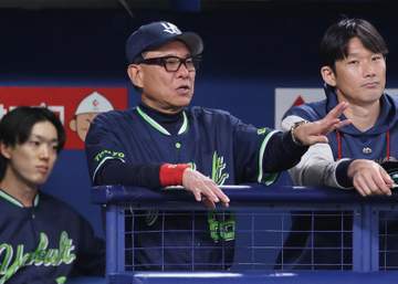 首位・ヤクルト連敗 土日の連勝が「8」でストップ 中日の先発・大野を攻略できず 打線が終盤に追い上げるも2度目のカード負け越し