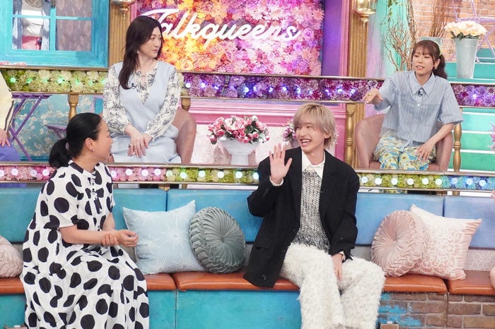 (上段左から)野々村友紀子、若槻千夏(下段左から)いとうあさこ、道枝駿佑(C)フジテレビ