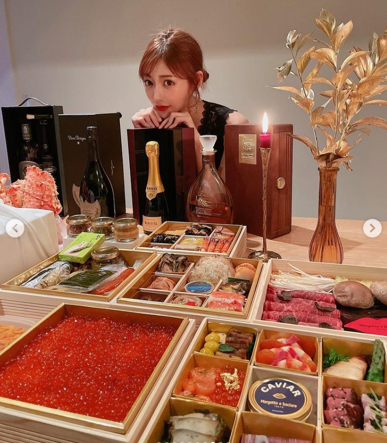 明日花キララ「800万くらい」豪華“牛おせち”に驚きの声