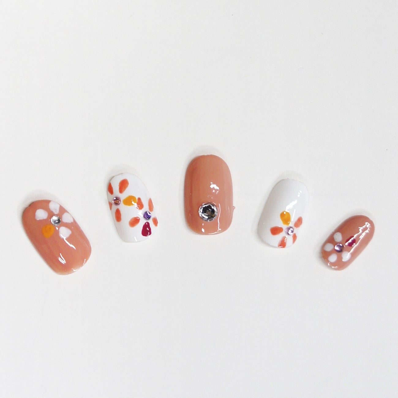 春らしくアレンジ／画像提供：上羽絵惣株式会社