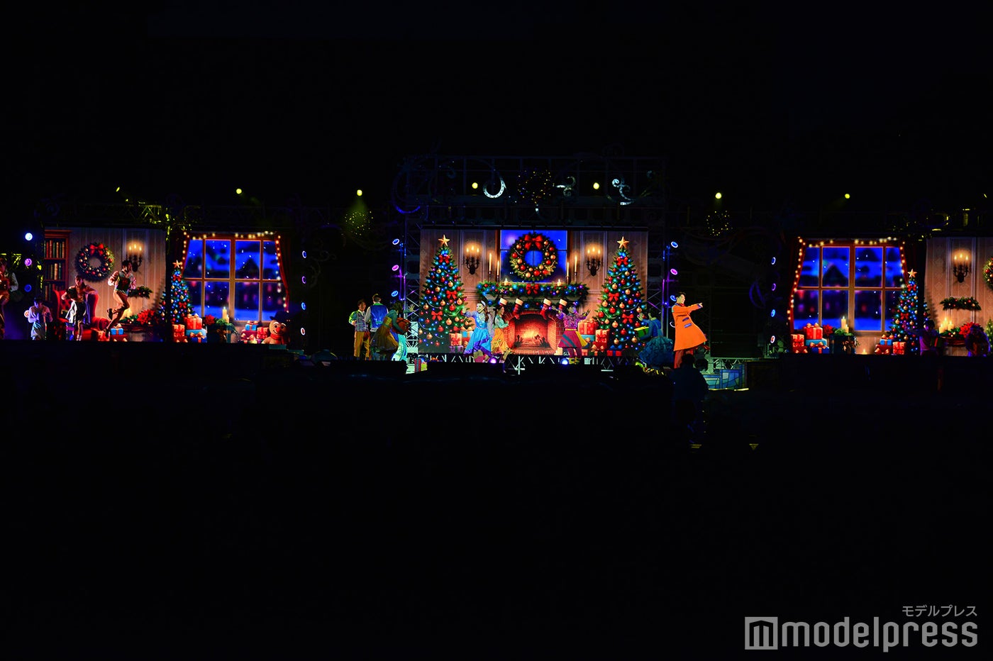 ライト・アップ・ザ・ナイト ～クリスマス・セレブレーション～（C）モデルプレス