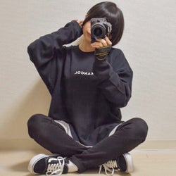 大人女子が着るから可愛い♡ こなれ感のある《スウェットトップス》コーデ4選