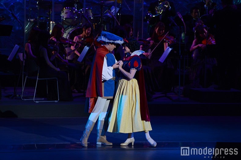 白雪姫、プリンス（C）モデルプレス