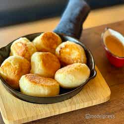 (C)モデルプレス