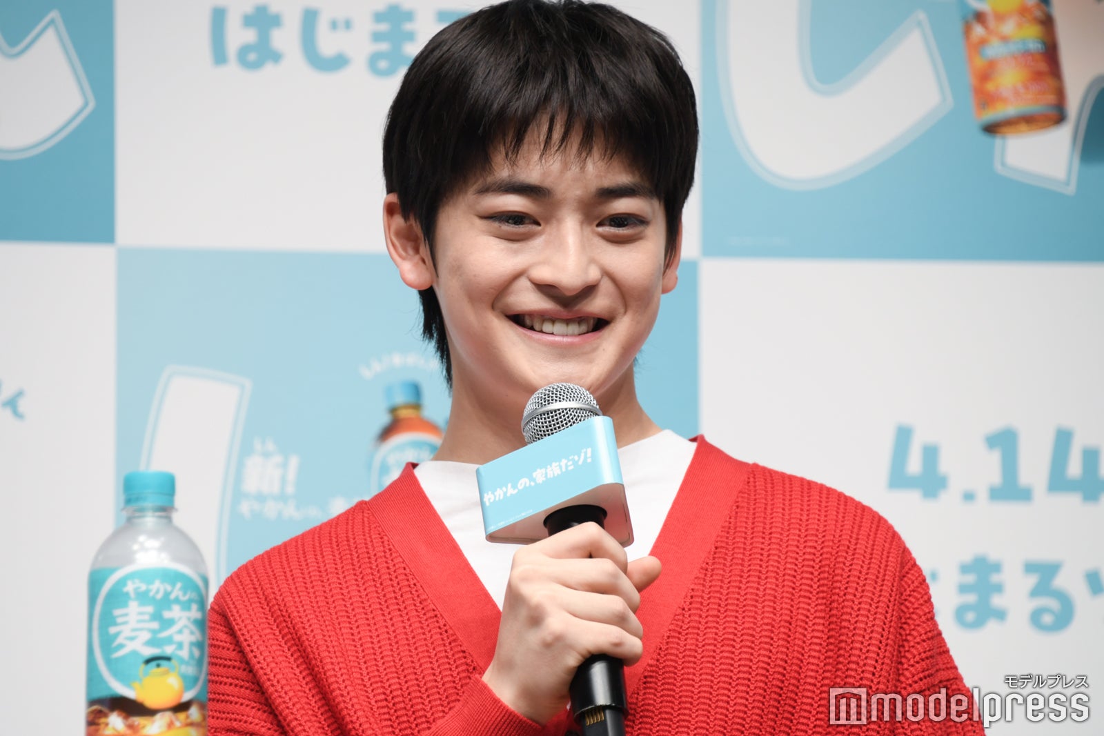 しんちゃん役に飛んで喜んだ高橋文哉（C）モデルプレス