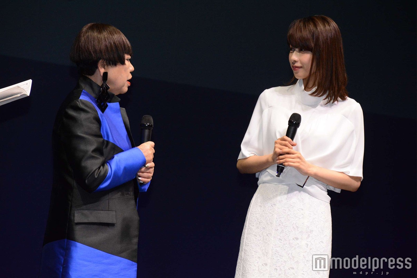 コシノジュンコ氏、加藤綾子 （C）モデルプレス